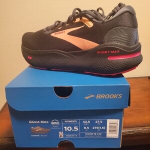NWT Brooks Ghost Max